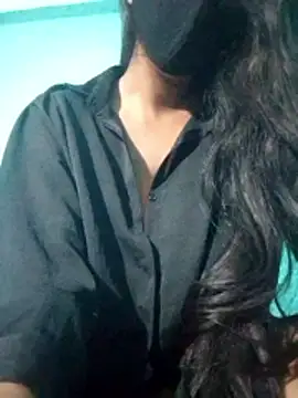 Cute-Ishita online show from 13, 6, 2026