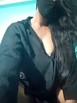 Cute-Ishita online show from 17, 6, 2026