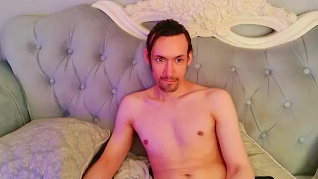 CalvinChapman online show from 19, 5, 2026