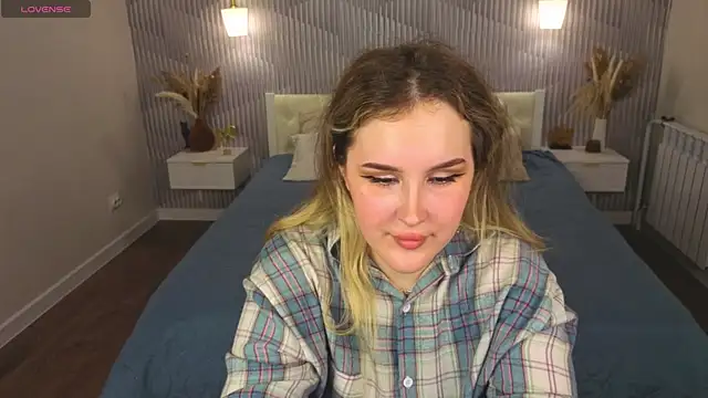 Stacey Dawson online show from 16, 6, 2026