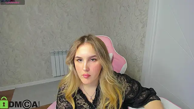 Stacey Dawson online show from 28, 5, 2026