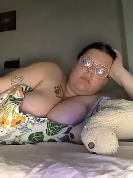 BadMommyyyyy online show from 25, 5, 2026