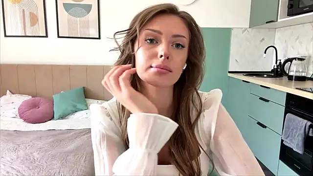MonaBlisss online show from 23, 5, 2026
