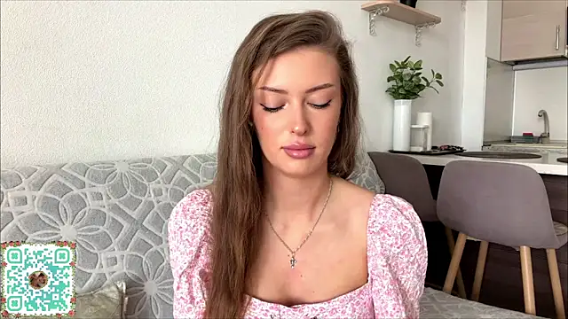 MonaBlisss online show from 20, 5, 2026