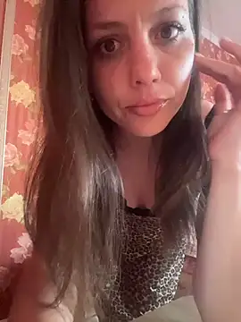 ToriSouletyx online show from 27, 5, 2026