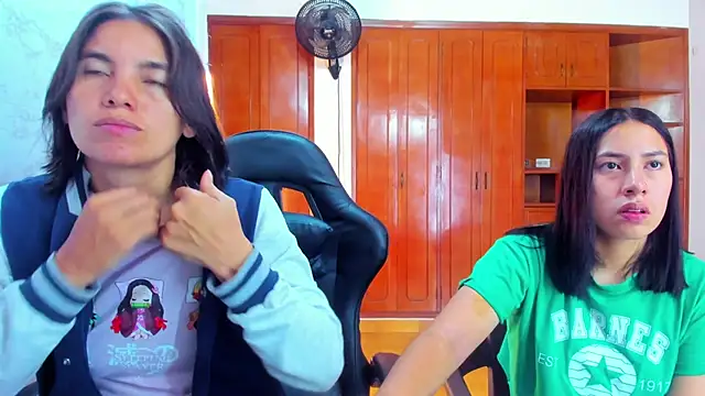 Soffy and Emily online show from 20, 5, 2026