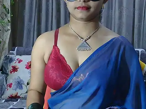 Butterflyy9 online show from 17, 6, 2026