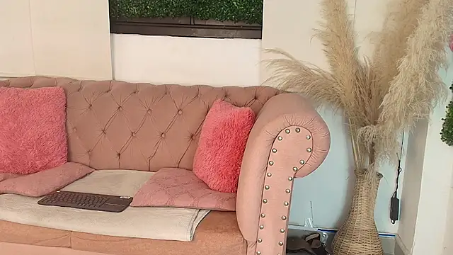 Snapshot of zhara_smith chatting on 11, 7, 2026 zhara smith online show from 11, 7, 2026