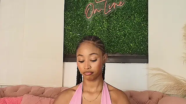 Snapshot of zhara_smith chatting on 16, 7, 2026 zhara smith online show from 16, 7, 2026