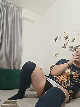 JuliaBestX online show from 9, 7, 2026