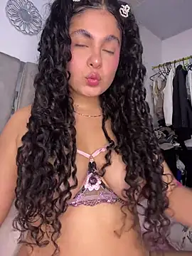 Yassy 11 online show from 17, 6, 2026