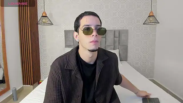 isaacblaze  online show from 11, 7, 2026