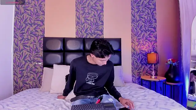 tian sex online show from 12, 6, 2026