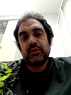 Snapshot of Rogi89 chatting on 12, 5, 2026 Rogi89 online show from 12, 5, 2026