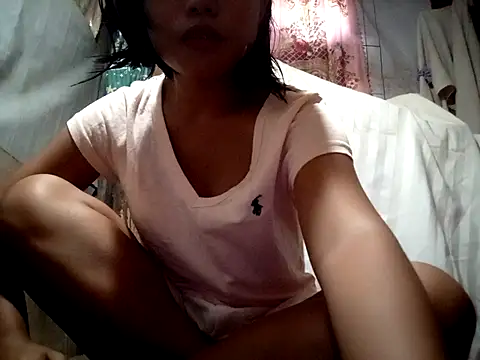 Snapshot of shy_asianluna22 chatting on 18, 6, 2026 shy asianluna22 online show from 18, 6, 2026