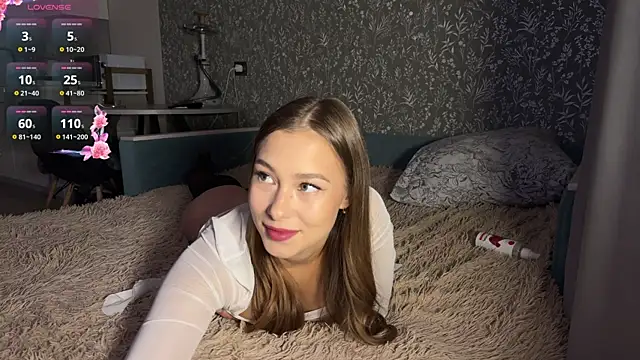 diniYeezya online show from 8, 7, 2026