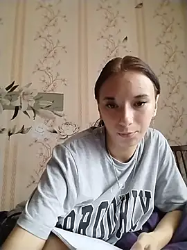 -VictoriaJohnson- online show from 6, 7, 2026