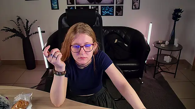 lanafitch online show from 20, 6, 2026