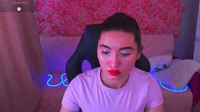 Lola Leeee online show from 12, 5, 2026