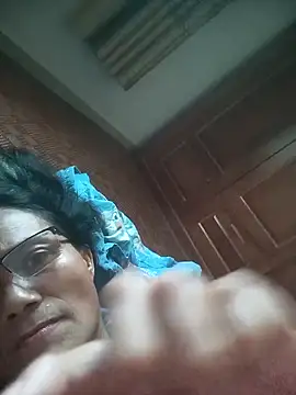 Vieekee online show from 8, 6, 2026