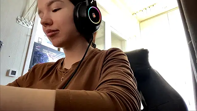 FewerCadre online show from 13, 5, 2026