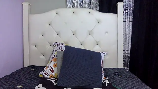 creamyamber online show from 2, 10, 2025