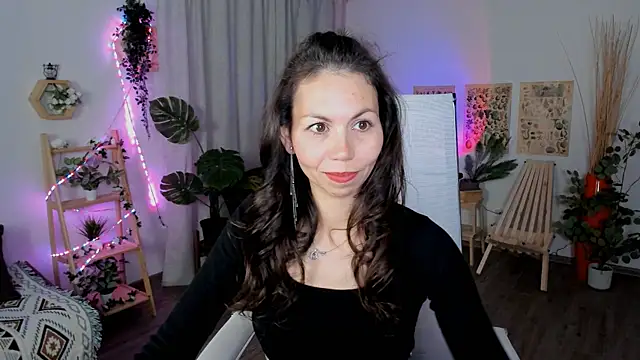 TrasyMorris online show from 1, 6, 2026