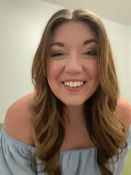 libbylaguna online show from 17, 6, 2026
