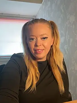 Heyitskaylaxo online show from 12, 5, 2026
