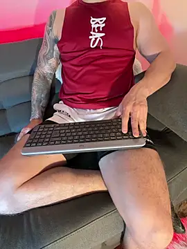 Oliver browm online show from 13, 5, 2026