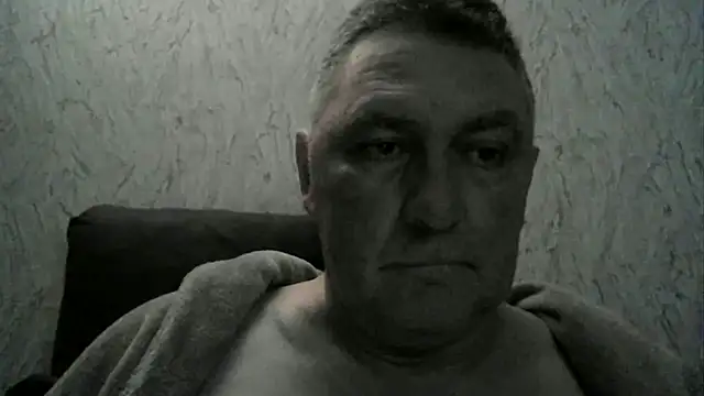 Snapshot of edje59a chatting on 17, 12, 2025 edje59a online show from 17, 12, 2025