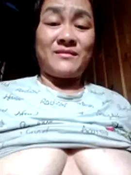Snapshot of Blowjob0100 chatting on 19, 7, 2026 Blowjob0100 online show from 19, 7, 2026