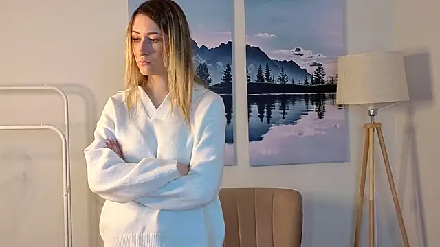 CharissaWalkner online show from 14, 5, 2026