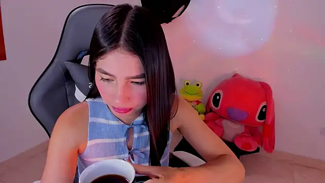 Scarleth Ferrec online show from 17, 6, 2026