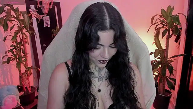 MissCharlottte 18 online show from 30, 5, 2026