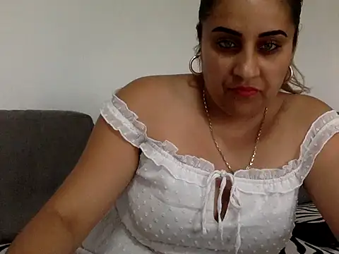Antoniasweet online show from 1, 6, 2026
