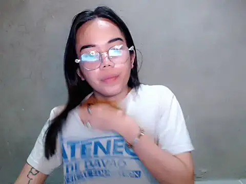 Urbabydollxxx online show from 14, 6, 2026