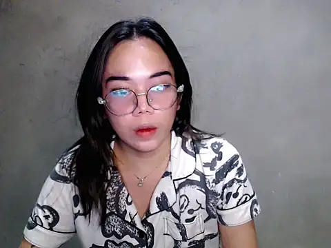 Urbabydollxxx online show from 24, 6, 2026