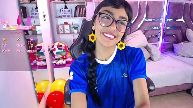 Violett Gardenn online show from 15, 6, 2026