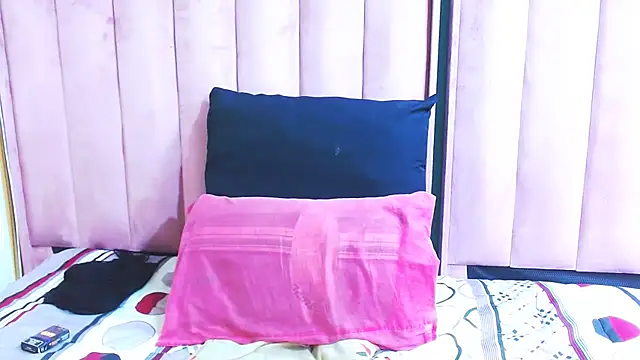 SexySlimTeaXx online show from 29, 5, 2026