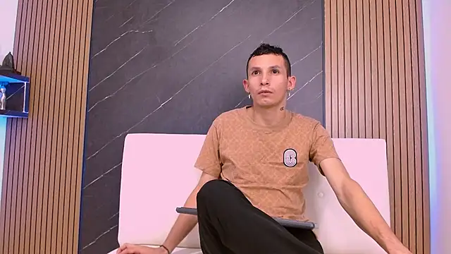 Isak Berekoa online show from 18, 5, 2026