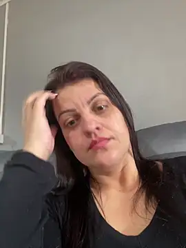 sweet milenaa online show from 25, 7, 2026