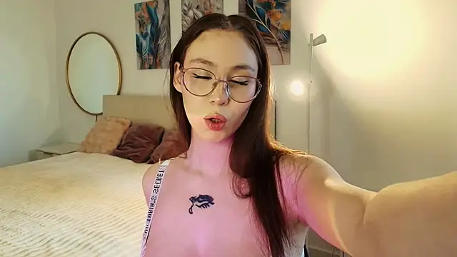 venus vera online show from 19, 5, 2026
