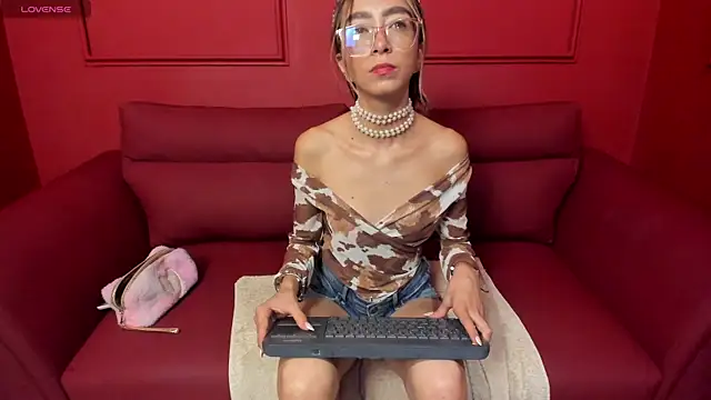 HannaCarttier  online show from 30, 5, 2026