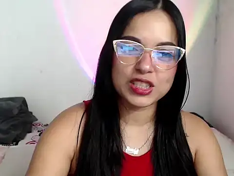 Adaraa garcia03 online show from 28, 5, 2026