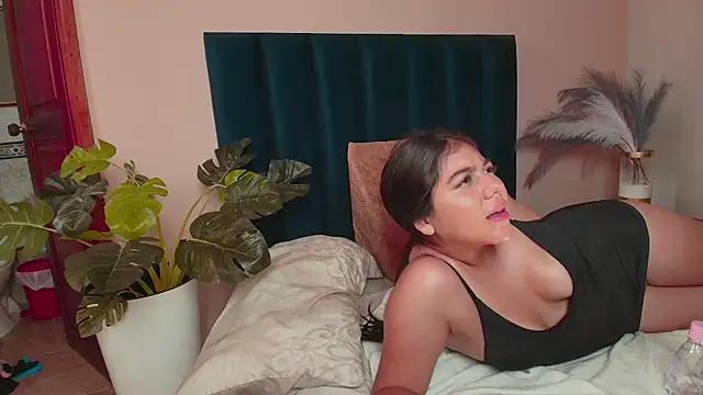 AlexandraCruzz online show from 14, 5, 2026