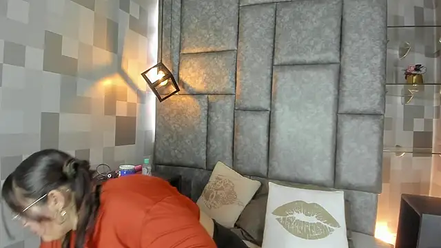 Ainoa Ruiz online show from 15, 5, 2026
