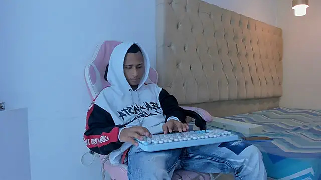 Supreme Badboy online show from 11, 6, 2026