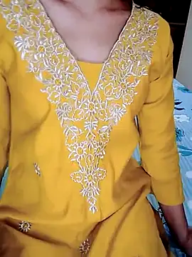 Ipho girl online show from 4, 6, 2026