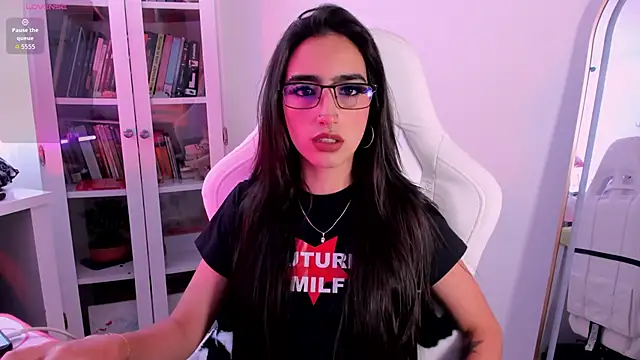 Snapshot of AgathaBlair chatting on 23, 5, 2026 AgathaBlair online show from 23, 5, 2026
